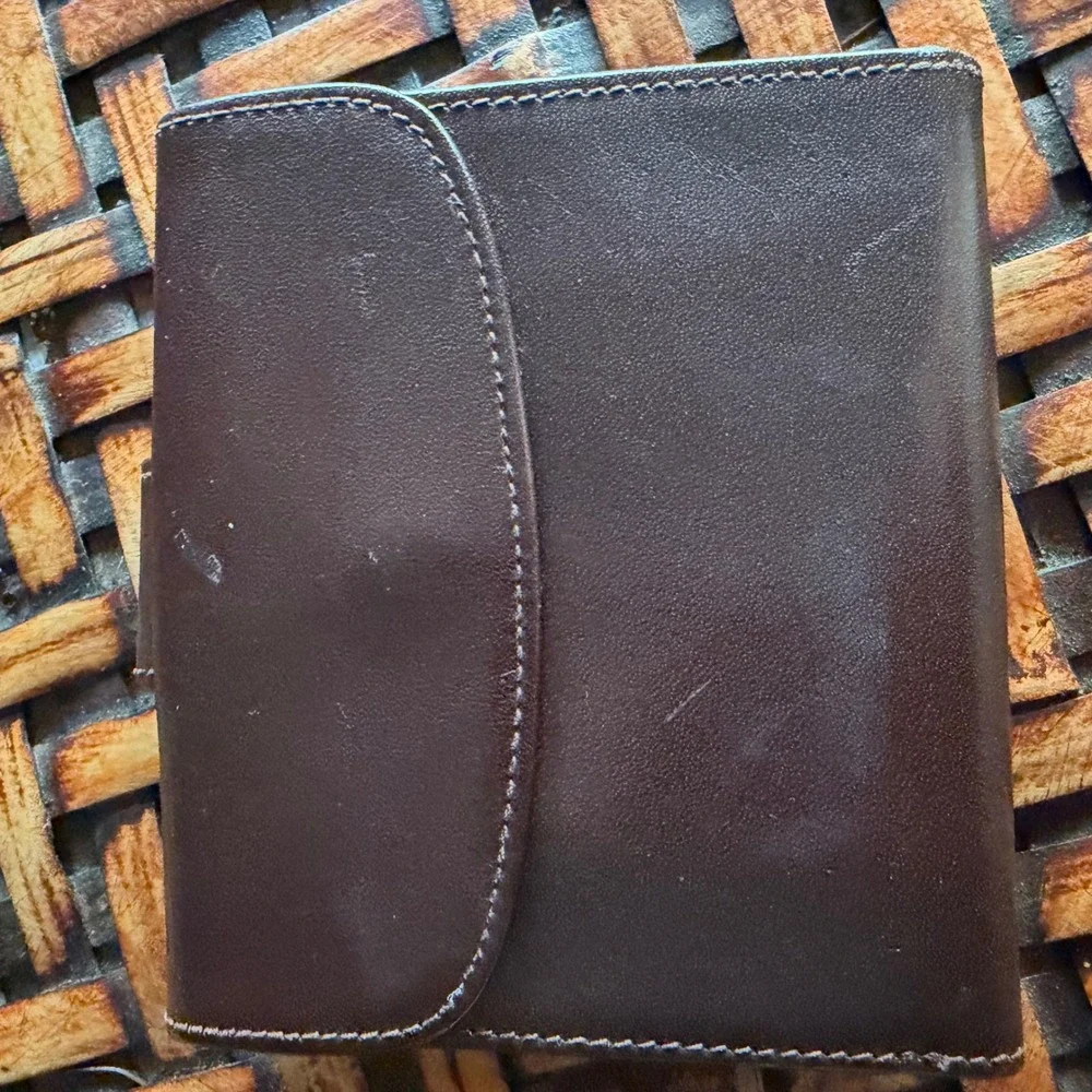 Givenchy Vintage 90s Brown Leather Wallet Classic Luxury 4G Logo OS